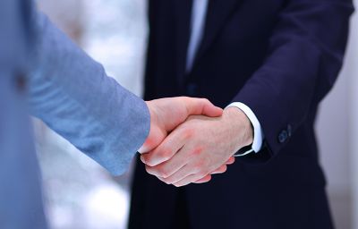 良好的校企合作关系